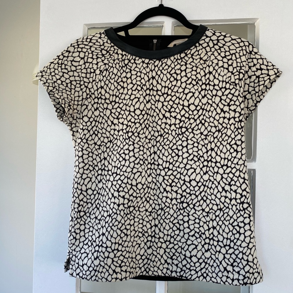 Banana Republic Short Sleeve Leather Trim Sweater